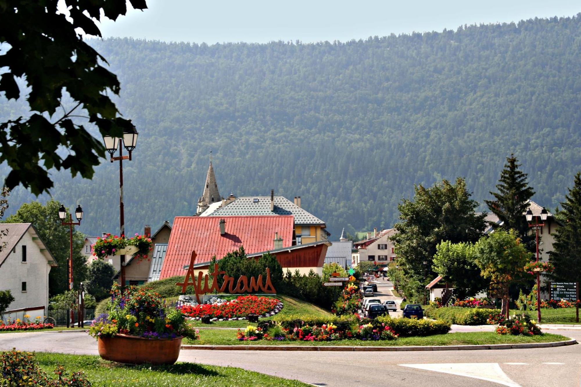 Logis Le Vernay Autrans-Meaudre-en-Vercors Eksteriør billede